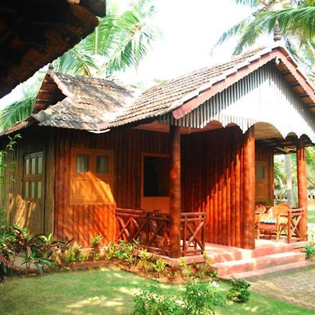 Pranav Beach Resort Kannúr Kültér fotó
